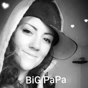 Meet your Posher, Kacee